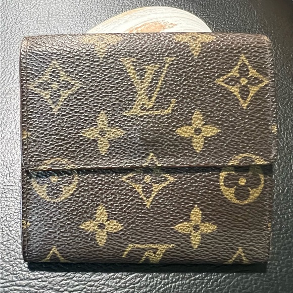 Vintage Louis Vuitton Wallet - Picture 12 of 13
